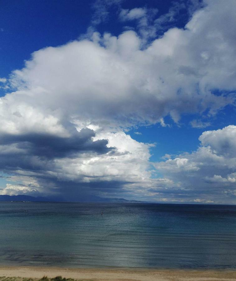 Michalis By The Sea Apartment *